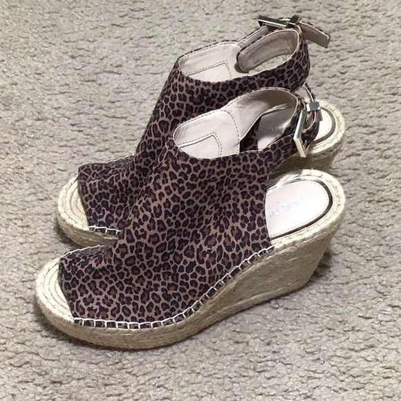 Kenneth Cole Olivia Wedges - Picture 3 of 8